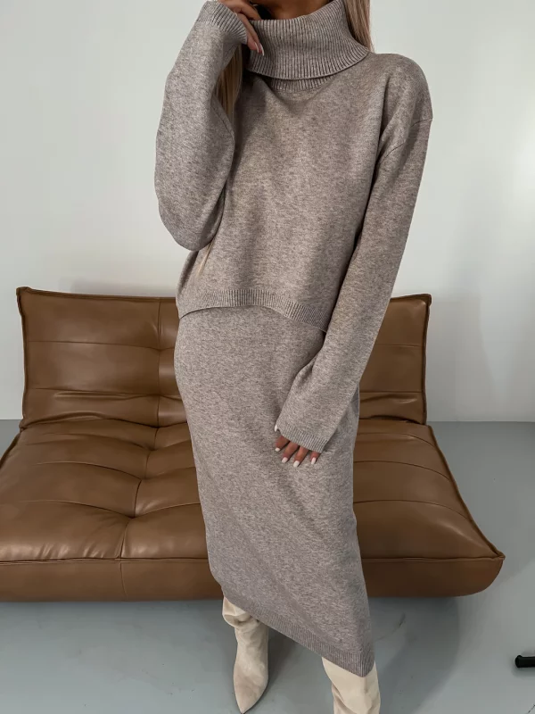 Nicole - Höst/Vinter Stickad Set