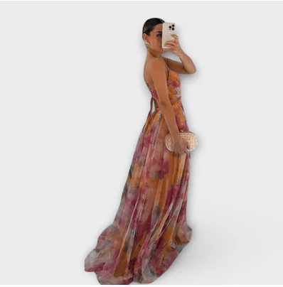 Elegant klänning i akvarellfärg