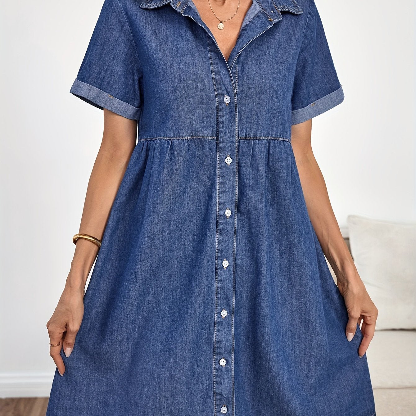 Helena – Klassisk denim med sofistikerad elegans