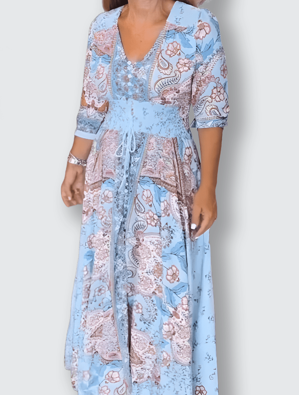 Sarah - Stilren klänning med vackra detaljer