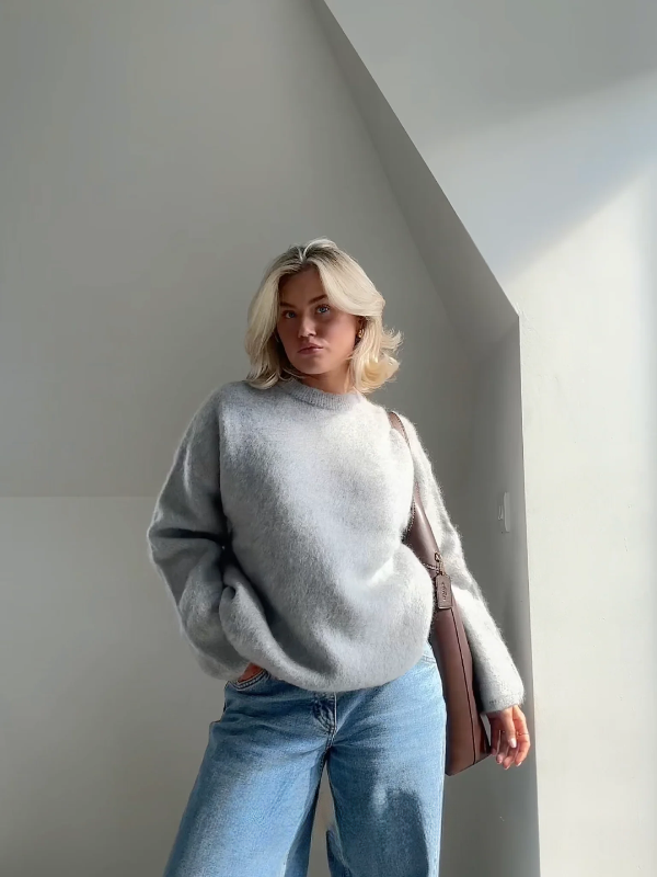 Kvinnors Pullover Tröja – Mohair Blandning – Oversized Passform – Lång Ärmar – Rund Hals