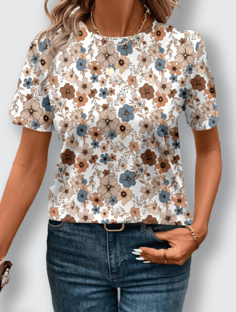 Bett – Smickrande och följsam t-shirt med lätt stretch