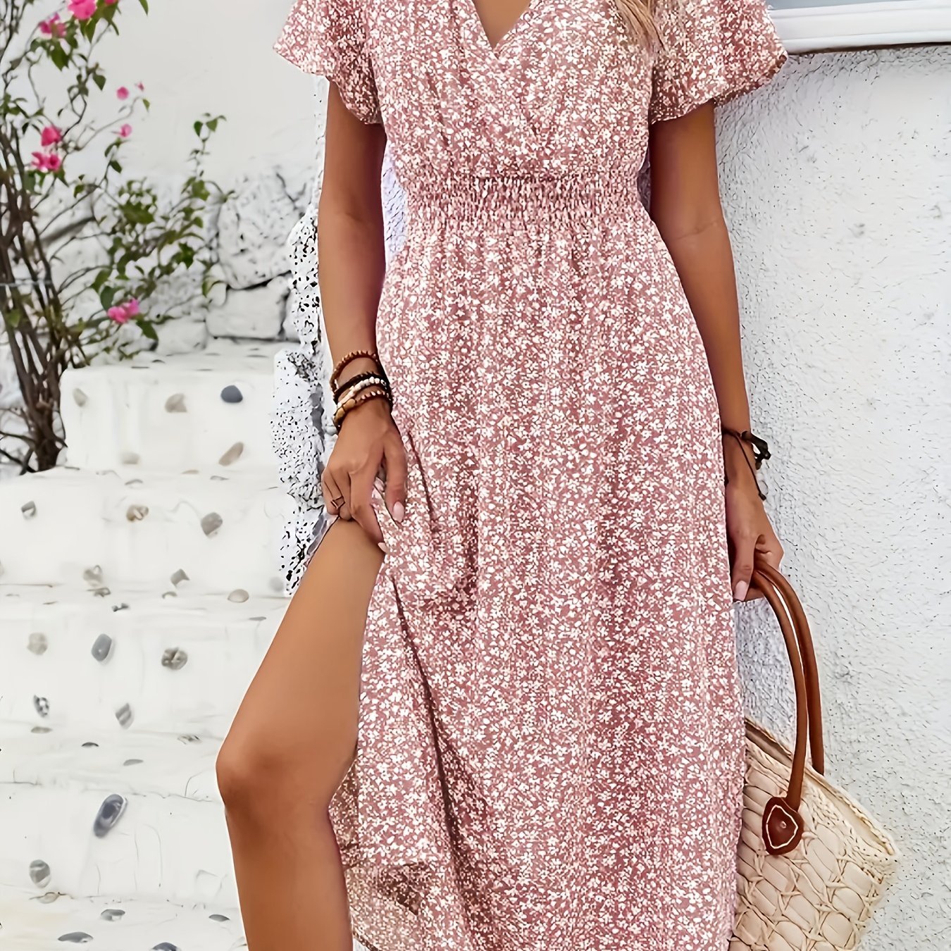 Elena – Lätt och elegant sommarklänning