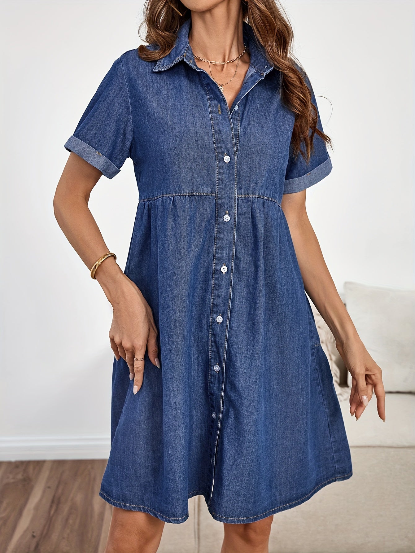 Helena – Klassisk denim med sofistikerad elegans